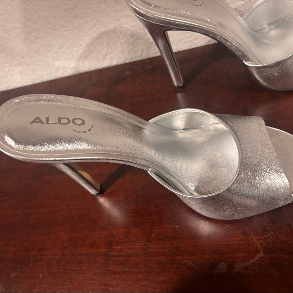 Aldo Marcelia Silver High Heel Mules 10 NIB - Picture 2 of 8